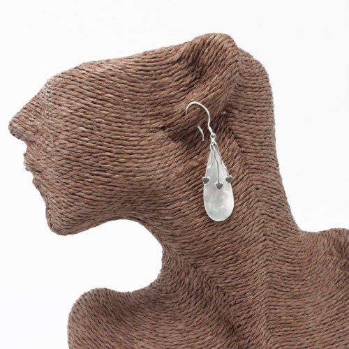 (image for) Shell & Silver Earrings - Three Hearts - MOP